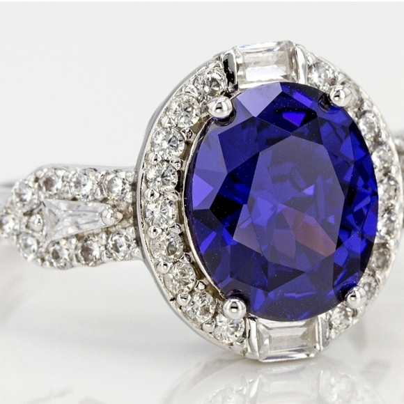 D Block Color Tanzanite Simulant Ring Size 7! 💍 - Picture 3 of 8